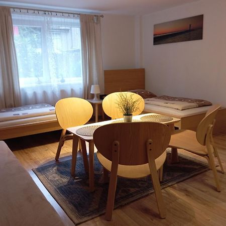 Chatki Saturnina I Pokoje Swinoujscie Luaran gambar